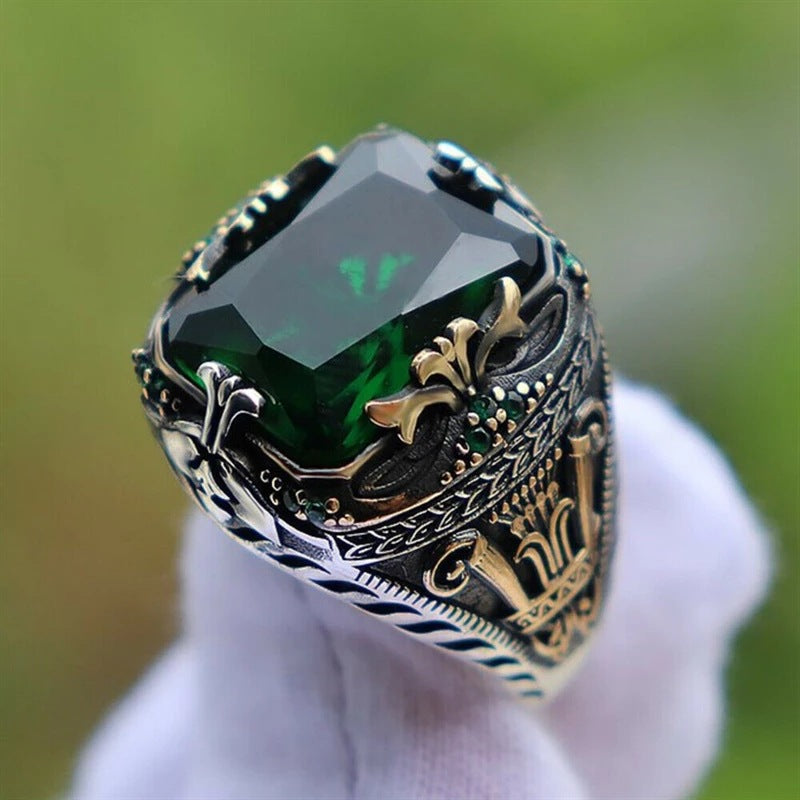 Anillo hermoso con estilo único