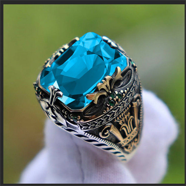 Anillo hermoso con estilo único